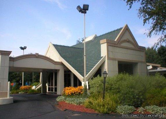Rodeway Inn Greenfield Extérieur photo