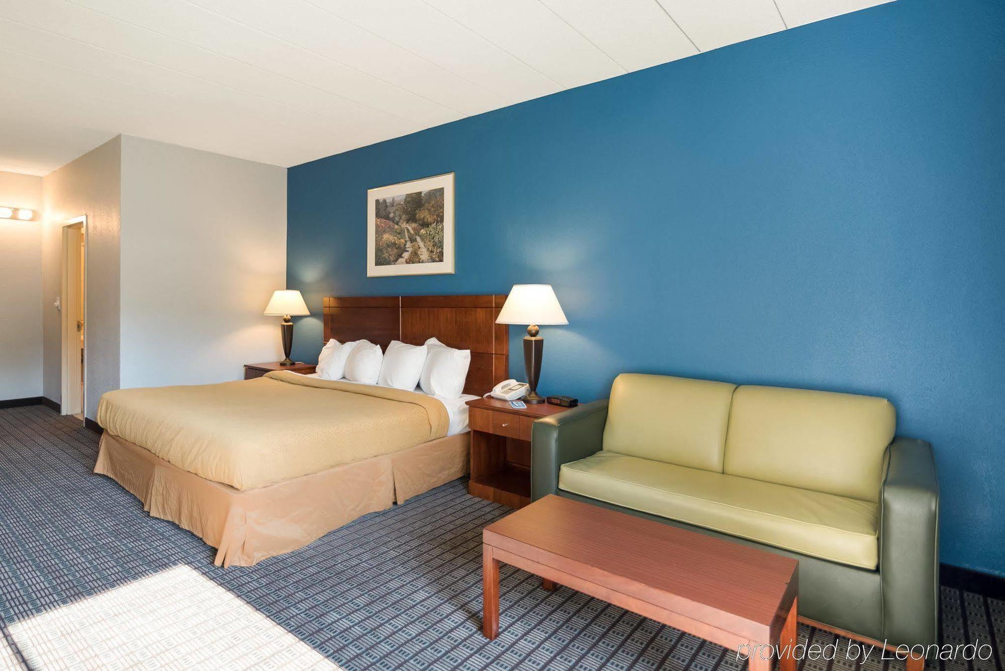 Rodeway Inn Greenfield Extérieur photo