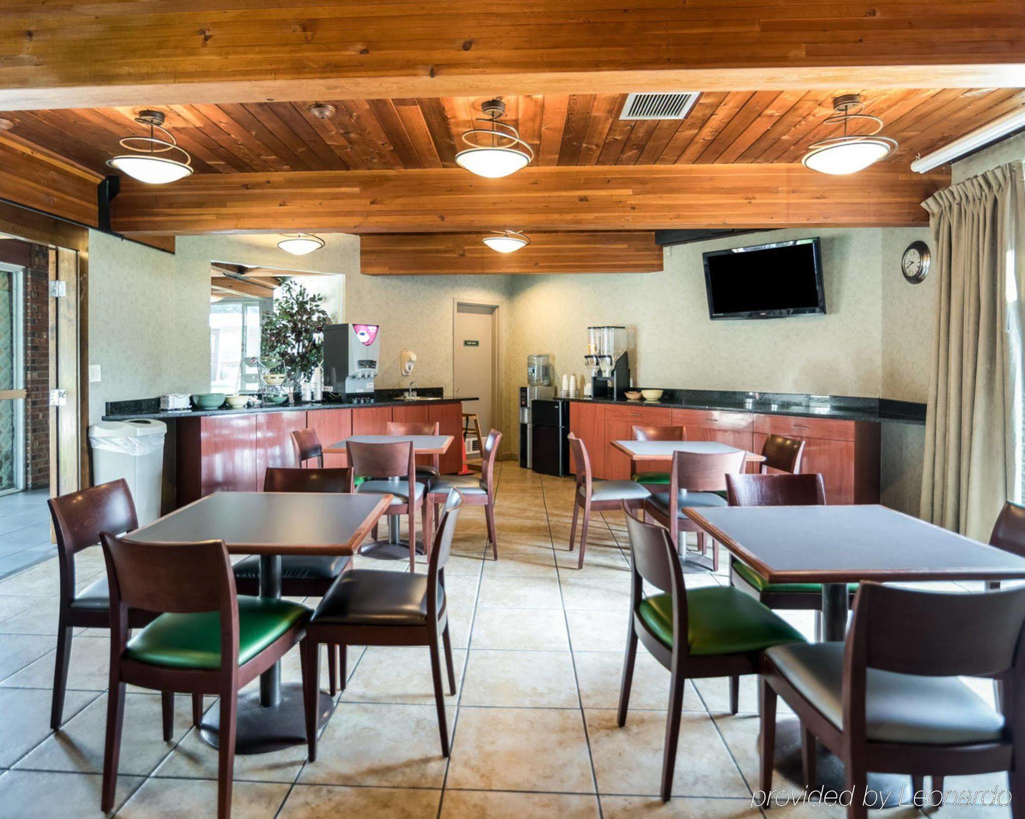 Rodeway Inn Greenfield Extérieur photo