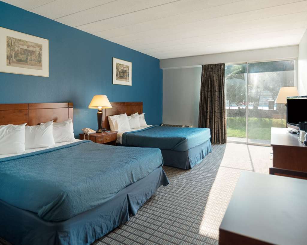 Rodeway Inn Greenfield Chambre photo